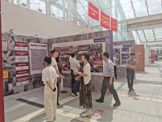 疫情展1.jpg